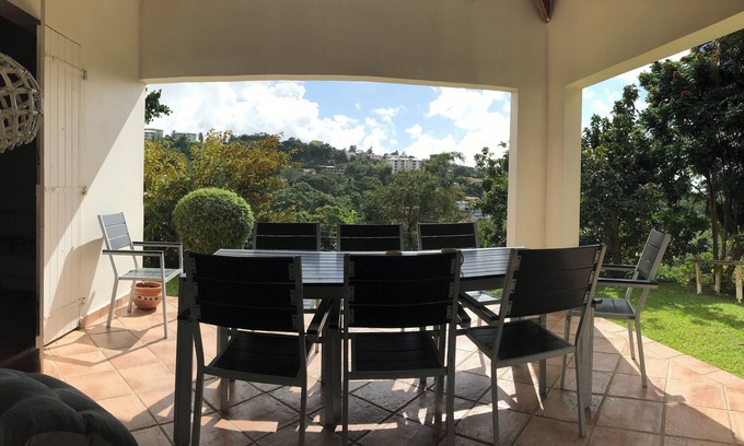 Fort-de-France Villa | Bright villa in the center of Martinique