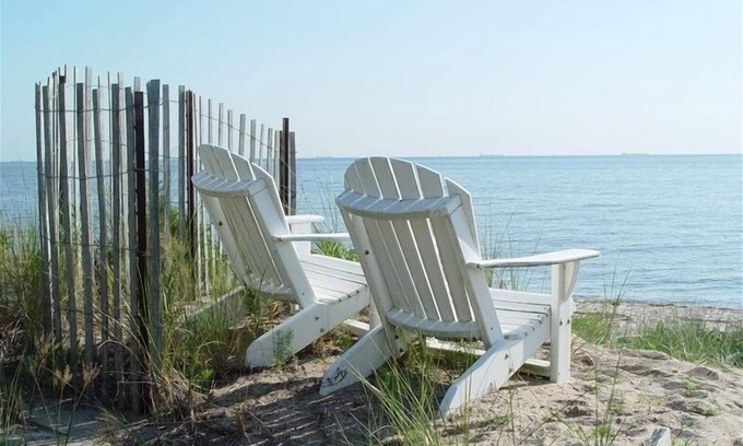 Prime Hook Beach Cottage | Bring the Dog to Our Pet-Friendly Cottage at Prime Hook Beach