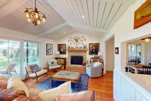 Sonoma House | Broadway Adventure