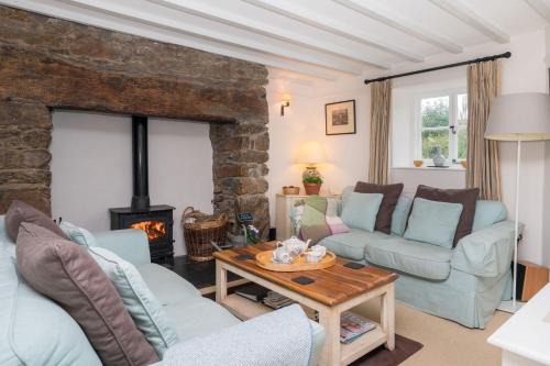 Tal-y-Cafn House | Bryn Rhydd