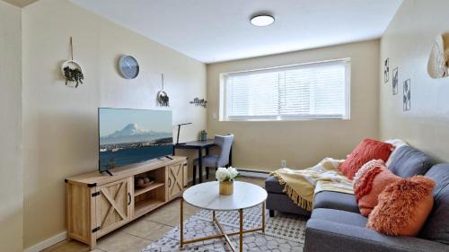 Highline Apartment | BU12037-5: Cascade Vue 75