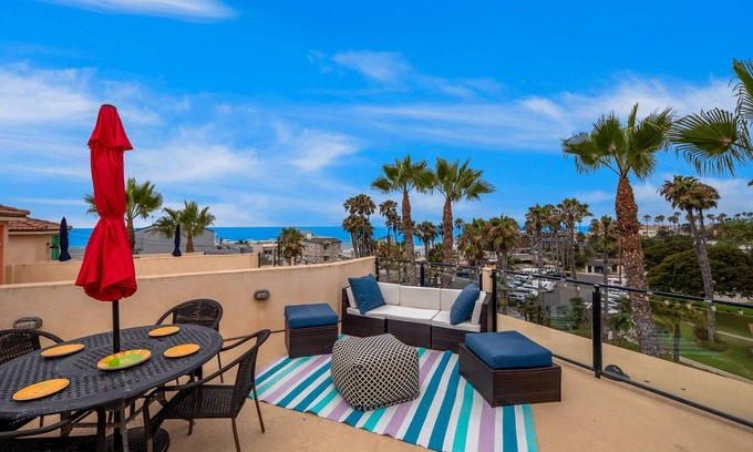 South Oceanside Condo | Buccaneer Beach Lookout Amazing home, ocean-view rooftop deck - steps to beach, garage & central AC