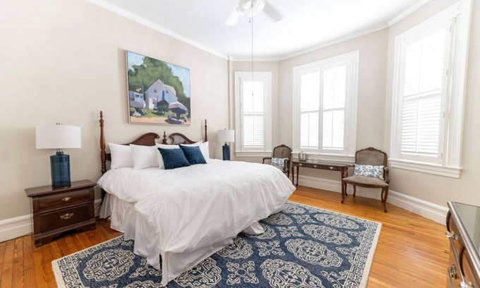 Edenton Bed & Breakfast | Buccaneer Room - Captain's Quarters Inn, Downtown Historic Edenton