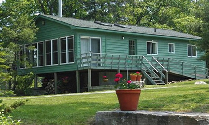 Trent Lakes Cottage | Buckhorn Angelfire Resort - Osprey