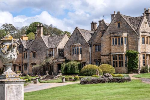 Buckland House | Buckland Manor - A Relais & Chateaux Hotel
