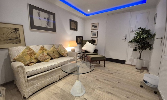 Wuppertal Apartment | Budget Apartment with Artistic Flair