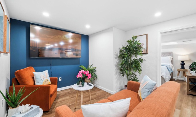 Roslindale House | Budget-Friendly Basement 2BR Retreat