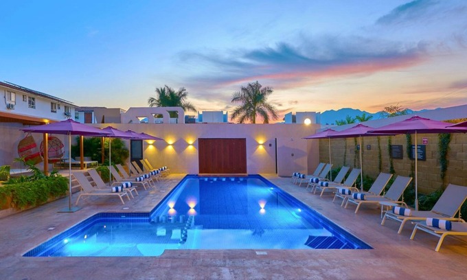 North Hotel Zone Hotel | Budget-Friendly Rooms with Pool Access Near Marina Vallarta - 2 Units