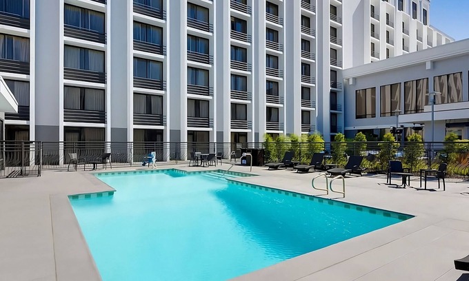 San Jose Hotel | Budget-Friendly Stay! Outdoor Fireplace, Near Rosemary Gardens Park