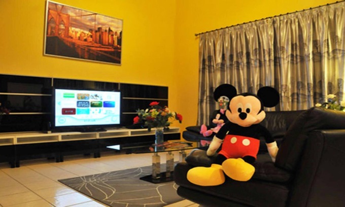 Solana Villa | ⭐Budget Getaway⭐Villa w/ Private Pool, Hot Tub & Game Room!⭐