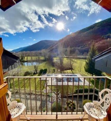 Biescas Apartment | Buenavista Biescas l Parking l Wifi l Trastero