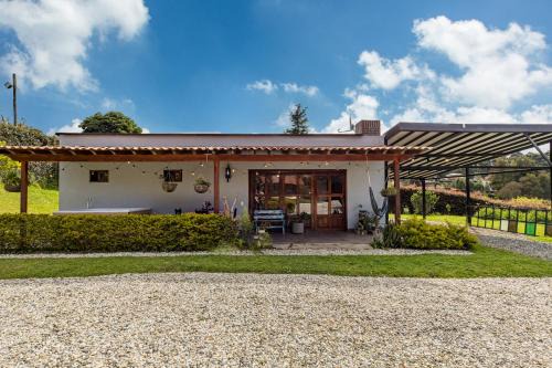 Medellin Ski Chalet | Buho Cabaña Santa Elena
