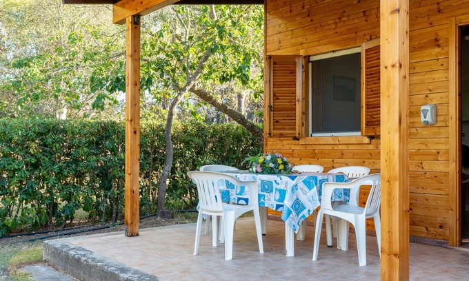 Otranto House | Bungalow 'Agriturismo Alimini- 3' with Private Terrace, Wi-Fi and Air Conditioning