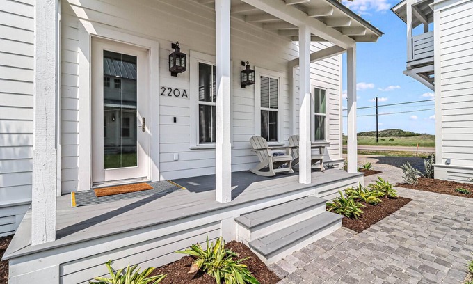 Port Aransas Cottage | Bungalow at Cinnamon Shore South w/Stylish Interiors, Great Amenity Access