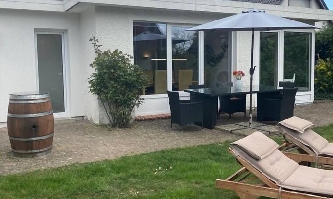 Lensterstrand House | Bungalow for 7 guests with 85m² in Lensterstrand (54802)