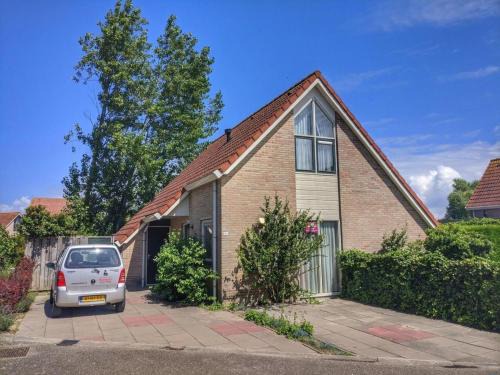 Breskens House | Bungalow in Breskens near Beach & Lighthouse