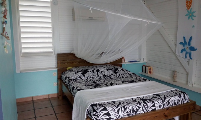Sainte-Anne Cottage | Bungalow - Ste Anne