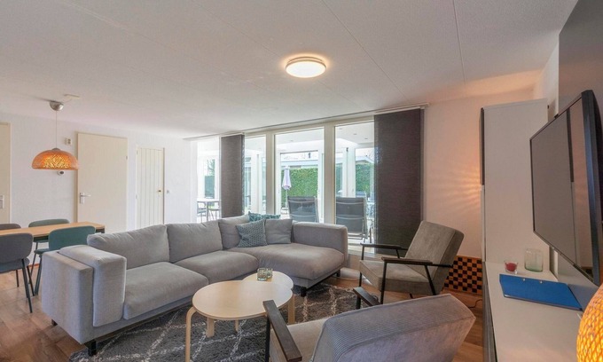 Sint Maartensvlotbrug House | Bungalow with Sauna and Pool in Quiet Location