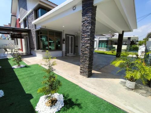 Bukit Rambai Villa | bunglow kids playroom KTV,CHENG Melaka