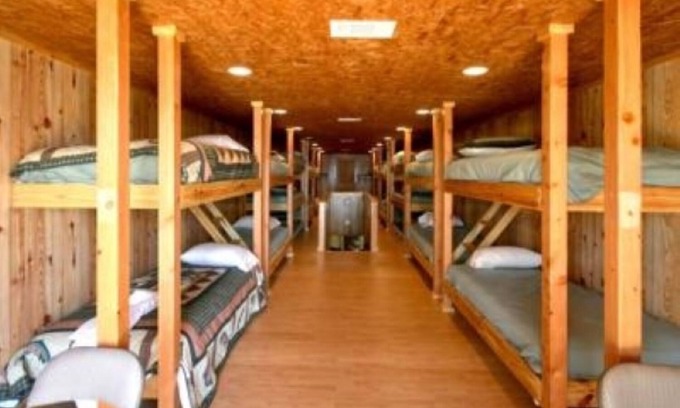 Negreet House | Bunkhouse at Tranquility Bay Resort