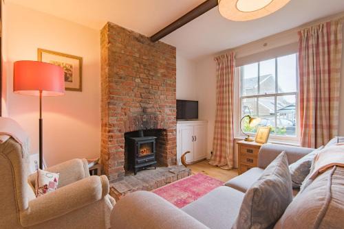 Hythe House | Bunny Cottage by Bloom Stays