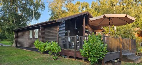 Dogdyke House | Bunting Lodge, 21 Duck Lake