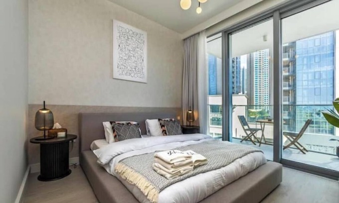 Dubai Apartment | Burj Khalifa view&Creek sea view