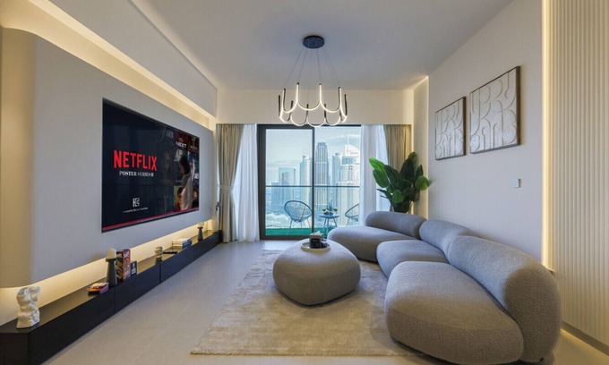 Downtown Dubai Apartment | Burj Khalifa View | Dubai Mall | New 2B High Floor