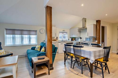 Wickhambrook House | Butlers Barn