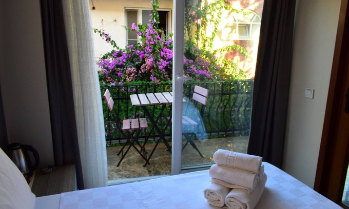 Maltepe Hotel | Buyukada Carsi Pansiyon