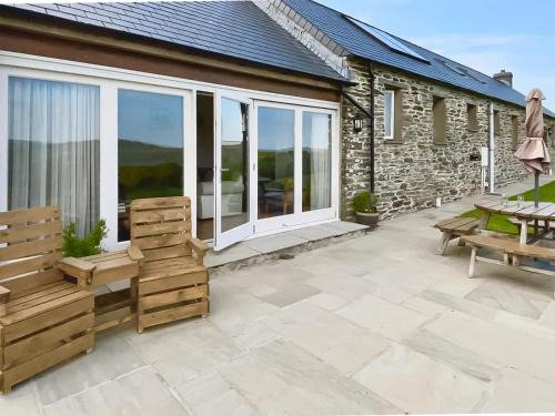 Boncath House | Bwthyn Y Bugail