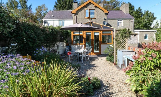 Rhyd-y-clafdy House | Bwthyn Y Felin