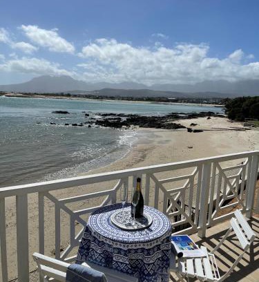 Gordons Bay Central Apartment | By Die See