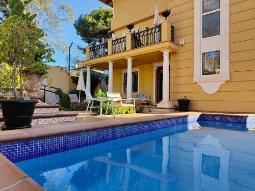 Malaga-Este Hotel | BYPILLOW Villa Lorena Adults Recommended