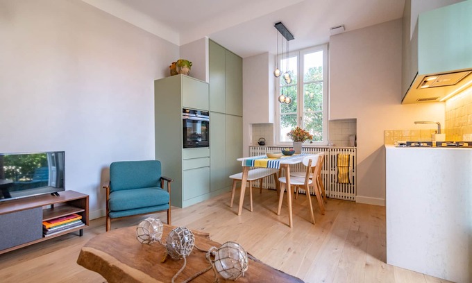 Biarritz Apartment | Côte des Basques, terrace, comfort and quality