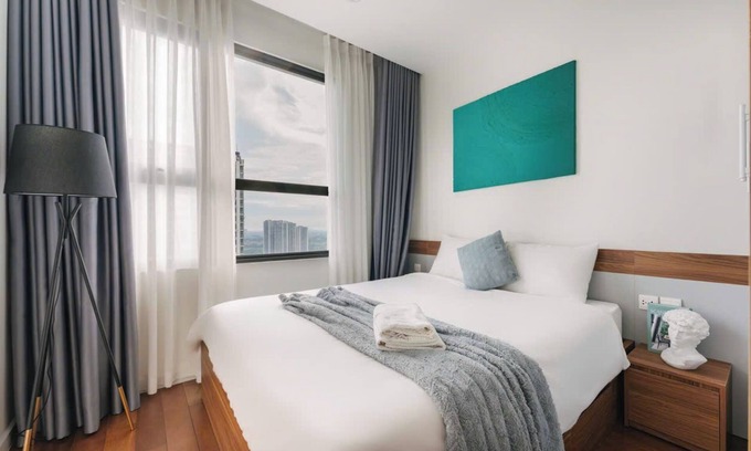 Trung Hoa Nhan Chinh Apartment | căn hộ 2 phòng ngủ phong cách sang chảnh tại vinhomes dcappital