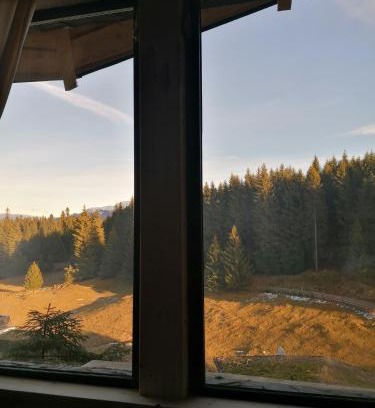 Fundata Ski Chalet | Căsuța Con