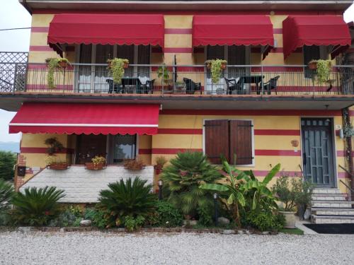 Ovest House | Ca' Del Sasso