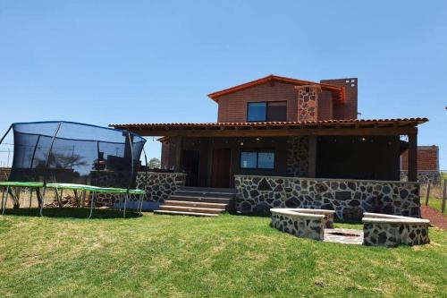 Tapalpa Ski Chalet | Cabaña familiar en Tapalpa fraccionamiento los Soyates a 10 min del pueblo
