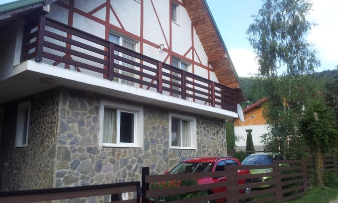 Valiug House | Cabana Ninel