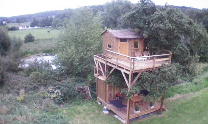 Valmont Bed & Breakfast | Cabane Perchée dans la prairie de l'ancien moulin