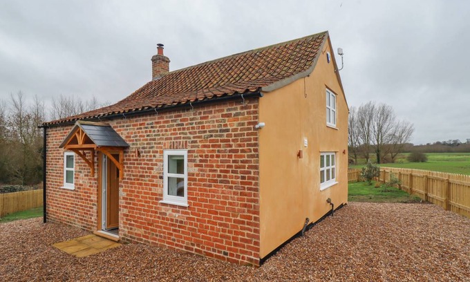 Alford Cottage | Cabin ∙ 2 bedrooms ∙ 4 guests