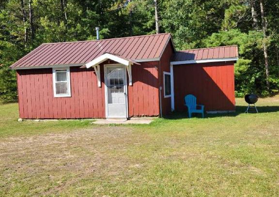 Manistique House | cabin 2