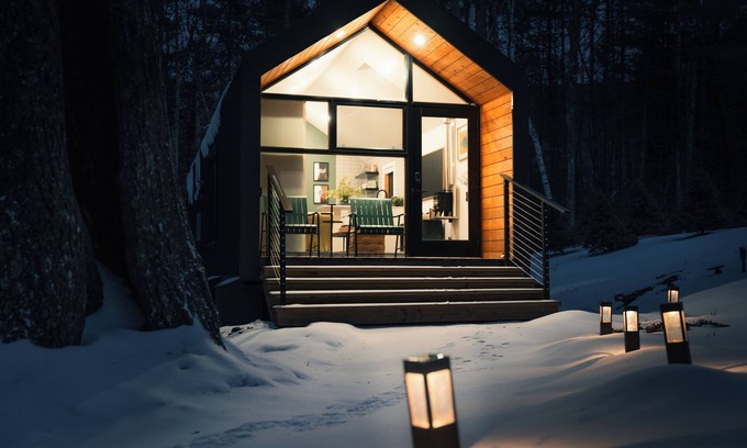Mount Tremper House | Cabin at Woodland Lodge: Off grid escape in the catskills