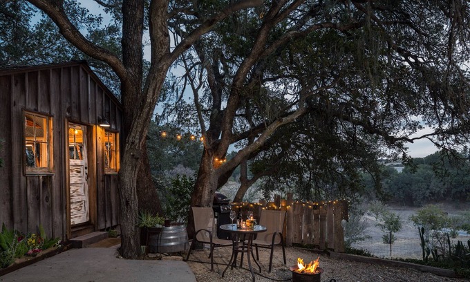 Paso Robles Cabin | Cabin in the Wine Country-Surrounded by vineyards