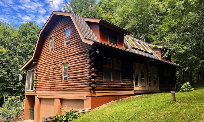 Ravenna Cabin | Cabin in the Woods