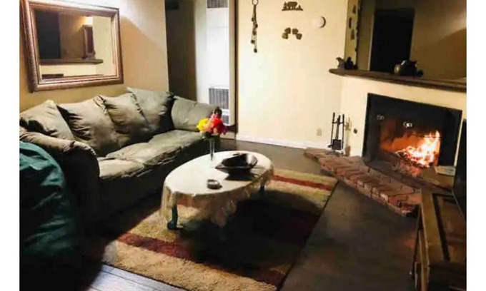 Whispering Forest House | Cabin located near Slopes- close to stores