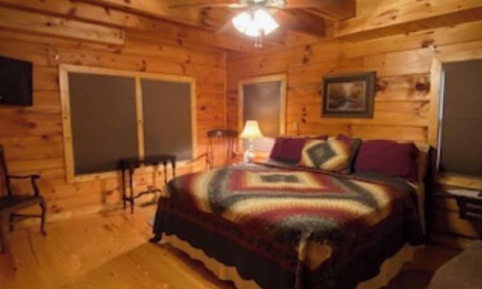 Robbinsville Cabin | Cabin on the Creek