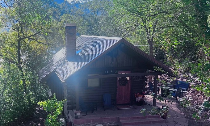 Glenwood Springs Cabin | Cabin River Front