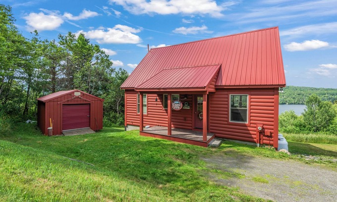 Rangeley Cabin | Cabin With A View - Lake View and Lake Access of Rangeley Lake